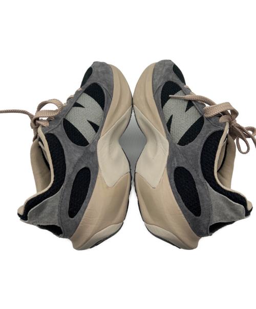 NEW BALANCE（ニューバランス）NEW BALANCE (ニューバランス) Warped Runner グレー×ベージュ サイズ:26.5の古着・服飾アイテム