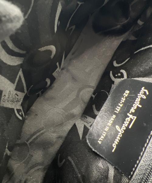 Salvatore Ferragamo（サルヴァトーレ フェラガモ）Salvatore Ferragamo (サルヴァトーレ フェラガモ) ワンショルダーバッグ ブラックの古着・服飾アイテム