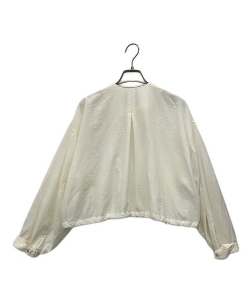 UNFILO（アンフィーロ）UNFILO (アンフィーロ) My Everyday ブルゾン ホワイト サイズ:Sの古着・服飾アイテム
