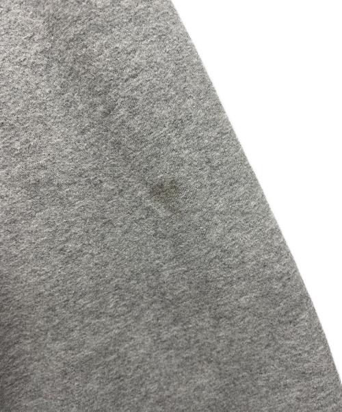 CarHartt（カーハート）CarHartt (カーハート) プルオーバーパーカー グレー サイズ:XLの古着・服飾アイテム