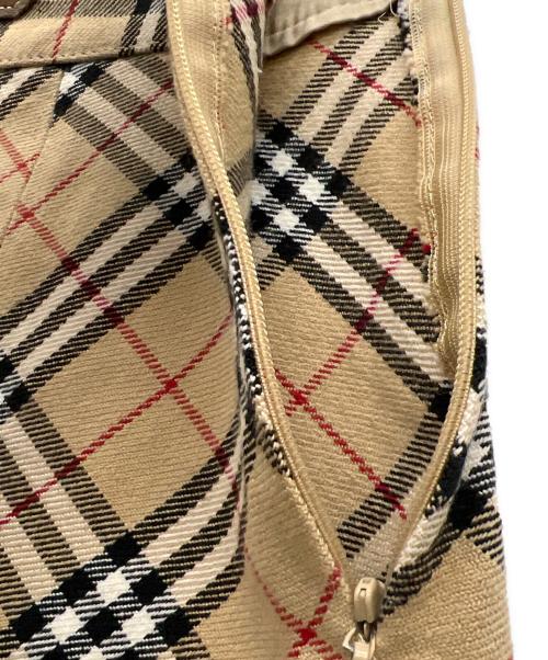 BURBERRY BLUE LABEL（バーバリー ブルー レーベル）BURBERRY BLUE LABEL (バーバリー ブルー レーベル) ノバチェックスカート ベージュ サイズ:36の古着・服飾アイテム