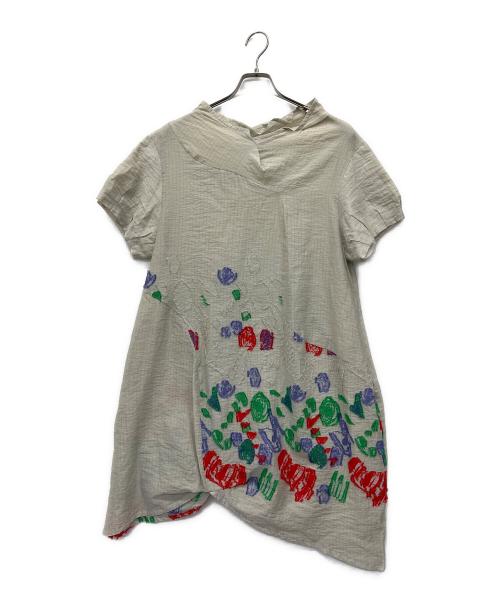 慈雨（ジウ）慈雨 (ジウ) 半袖ワンピース ベージュ サイズ:40の古着・服飾アイテム