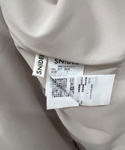 Snidel（スナイデル）Snidel (スナイデル) ショルダーリボンフラワーワンピ ベージュ×ホワイト サイズ:1の古着・服飾アイテム