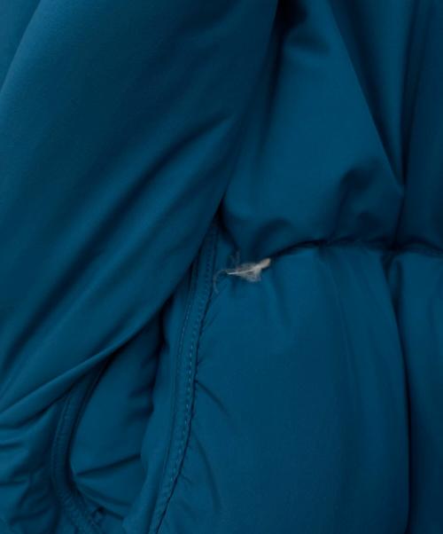 Patagonia（パタゴニア）Patagonia (パタゴニア) Bivy Down Jacket ネイビー×ブルー サイズ:Lの古着・服飾アイテム