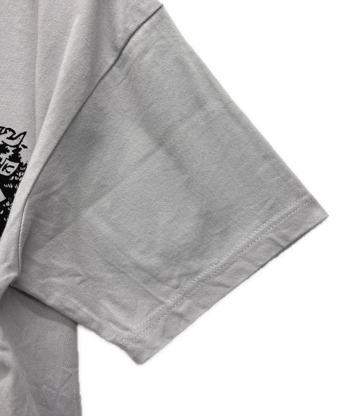 Needles（ニードルズ）Needles (ニードルズ) SASQUATCHfabrix. (サスクワッチファブリックス) 半袖Tシャツ グレー サイズ:Lの古着・服飾アイテム