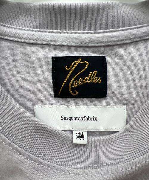 Needles（ニードルズ）Needles (ニードルズ) SASQUATCHfabrix. (サスクワッチファブリックス) 半袖Tシャツ グレー サイズ:Lの古着・服飾アイテム
