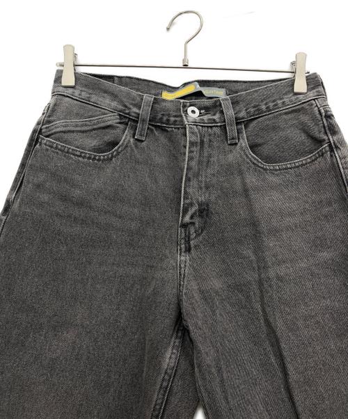 LEVI'S（リーバイス）LEVI'S (リーバイス) デニムパンツ グレー サイズ:W28×L32の古着・服飾アイテム