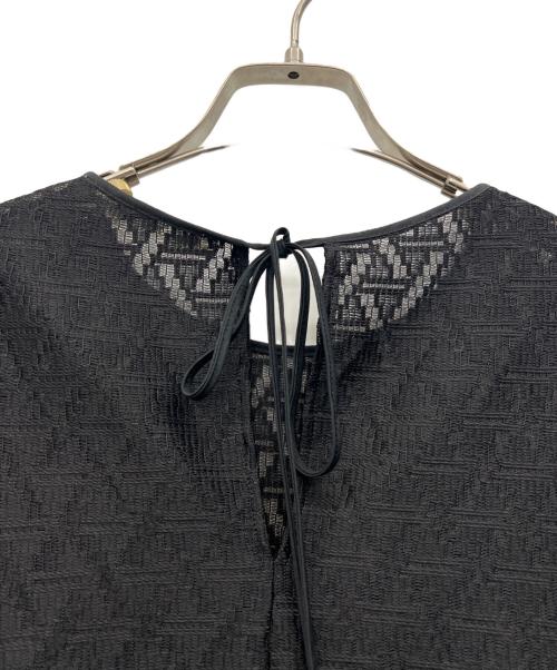 Cen.（セン）Cen. (セン) ギャザー レースチュニックブラウス ブラック サイズ:FREEの古着・服飾アイテム