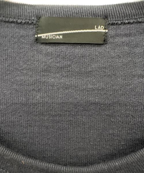 LAD MUSICIAN（ラッドミュージシャン）LAD MUSICIAN (ラッドミュージシャン) Pearl (パール) 半袖Tシャツ ネイビー サイズ:‐の古着・服飾アイテム