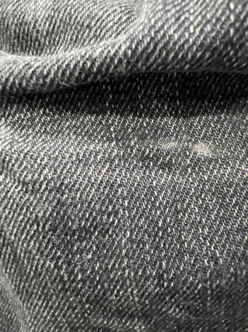 LEVI'S（リーバイス）LEVI'S (リーバイス) デニムパンツ ブラック サイズ:28の古着・服飾アイテム