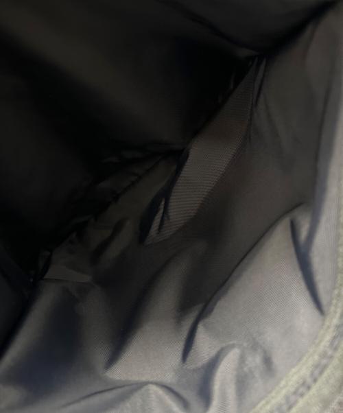 MONOLITH（モノリス）MONOLITH (モノリス) SHOULDER STANDARD HEXA ブラックの古着・服飾アイテム