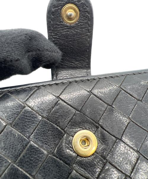 BOTTEGA VENETA（ボッテガベネタ）BOTTEGA VENETA (ボッテガベネタ) 2つ折り財布 ブラックの古着・服飾アイテム