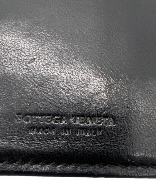 BOTTEGA VENETA（ボッテガベネタ）BOTTEGA VENETA (ボッテガベネタ) 2つ折り財布 ブラックの古着・服飾アイテム