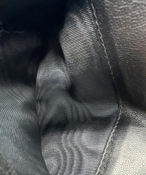 BOTTEGA VENETA（ボッテガベネタ）BOTTEGA VENETA (ボッテガベネタ) 2つ折り財布 ブラックの古着・服飾アイテム