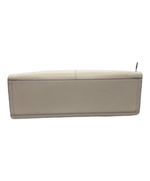 MICHAEL KORS（マイケルコース）MICHAEL KORS (マイケルコース) トートバッグ ホワイトの古着・服飾アイテム