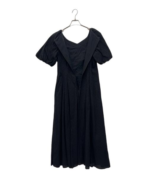 La TOTALITE（ラ ト―タリテ）La TOTALITE (ラ ト―タリテ) 半袖ワンピース ブラック サイズ:Mの古着・服飾アイテム