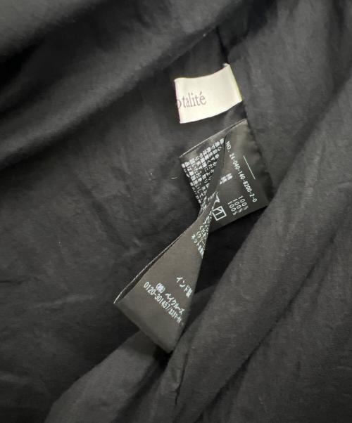 La TOTALITE（ラ ト―タリテ）La TOTALITE (ラ ト―タリテ) 半袖ワンピース ブラック サイズ:Mの古着・服飾アイテム