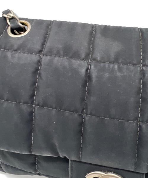 CHANEL（シャネル）CHANEL (シャネル) チョコバーナイロンチェーンショルダーバッグ ブラックの古着・服飾アイテム