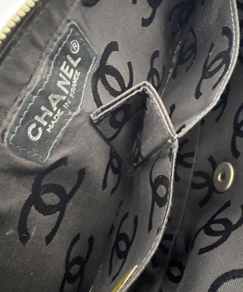 CHANEL（シャネル）CHANEL (シャネル) チョコバーナイロンチェーンショルダーバッグ ブラックの古着・服飾アイテム