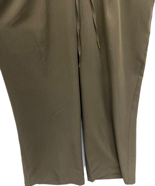 Elura（エルラ）Elura (エルラ) オールインワン オリーブ サイズ:FREEの古着・服飾アイテム