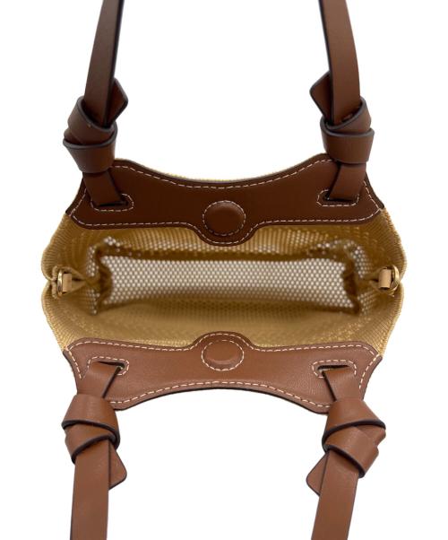 CHARLES & KEITH（チャールズアンドキース）CHARLES & KEITH (チャールズアンドキース) ノットハンドル ニットトートバッグ アイボリー×ブラウンの古着・服飾アイテム