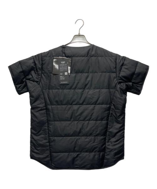 DESCENTE ALLTERRAIN（デザイント オルテライン）DESCENTE ALLTERRAIN (デザイント オルテライン) H.C.S. ダウンハーフスリーブシャツ ブラック サイズ:Oの古着・服飾アイテム