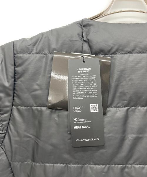 DESCENTE ALLTERRAIN（デザイント オルテライン）DESCENTE ALLTERRAIN (デザイント オルテライン) H.C.S. ダウンハーフスリーブシャツ ブラック サイズ:Oの古着・服飾アイテム