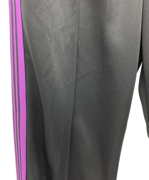 Needles（ニードルズ）Needles (ニードルズ) トラックパンツ ブラック×パープル サイズ:Mの古着・服飾アイテム