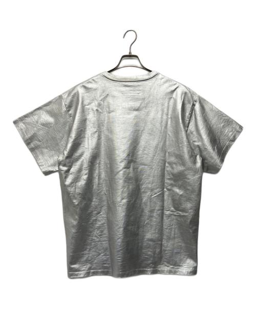 MM6 Maison Margiela（エムエムシックスメゾンマルジェラ）MM6 Maison Margiela (エムエムシックスメゾンマルジェラ) シルバーラミネートロゴカットソー グレー サイズ:Mの古着・服飾アイテム