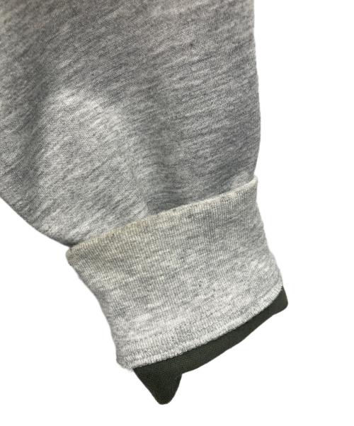 Columbia（コロンビア）Columbia (コロンビア) レッドテーブルパインズフルジップフーディー グレー×ネイビー サイズ:Sの古着・服飾アイテム
