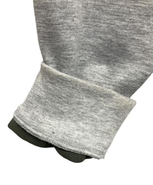 Columbia（コロンビア）Columbia (コロンビア) レッドテーブルパインズフルジップフーディー グレー×ネイビー サイズ:Sの古着・服飾アイテム