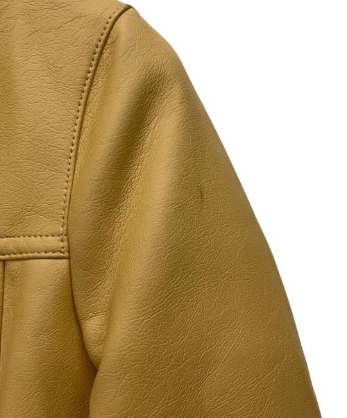 BURBERRY BLUE LABEL（バーバリー ブルー レーベル）BURBERRY BLUE LABEL (バーバリー ブルー レーベル) ボア襟レザージャケット ベージュ サイズ:38の古着・服飾アイテム