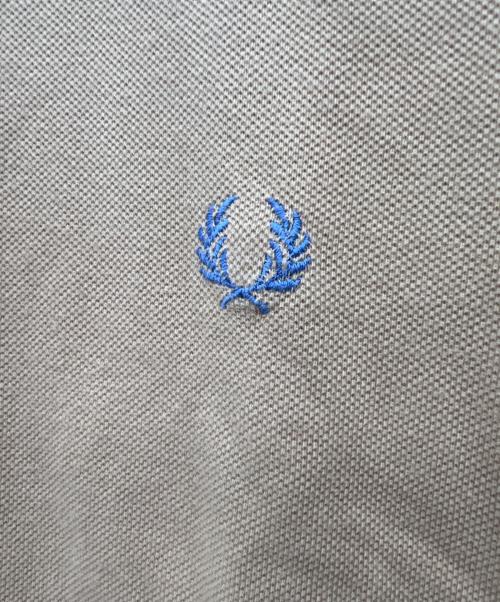 FRED PERRY（フレッドペリー）FRED PERRY (フレッドペリー) ノースリーブカットソー ベージュ サイズ:10の古着・服飾アイテム