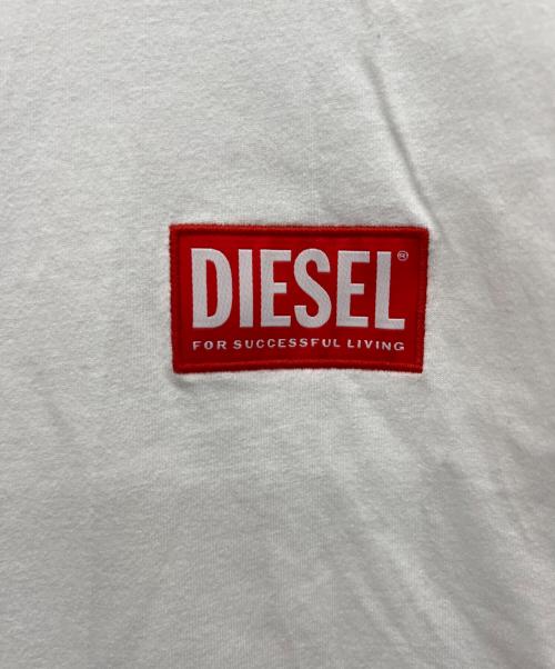 DIESEL（ディーゼル）DIESEL (ディーゼル) Tシャツ ホワイト サイズ:Mの古着・服飾アイテム