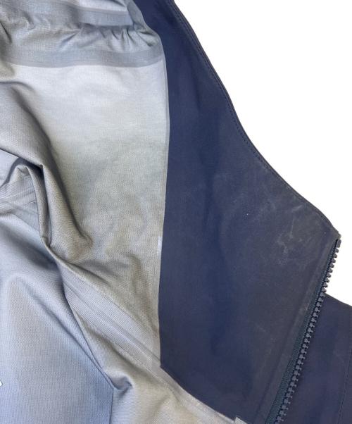 ARC'TERYX（アークテリクス）ARC'TERYX (アークテリクス) BETA JACKET ネイビー サイズ:Sの古着・服飾アイテム