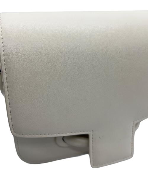 VASIC（ヴァジック）VASIC (ヴァジック) ショルダーバッグ ベージュの古着・服飾アイテム