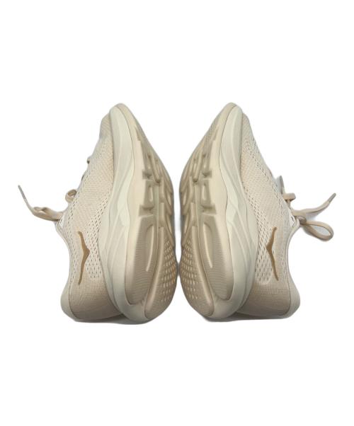 HOKA（ホカ）HOKA (ホカ) シューズ ベージュ サイズ:23の古着・服飾アイテム
