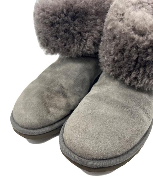 UGG（アグ）UGG (アグ) ムートンブーツ グレー サイズ:22の古着・服飾アイテム