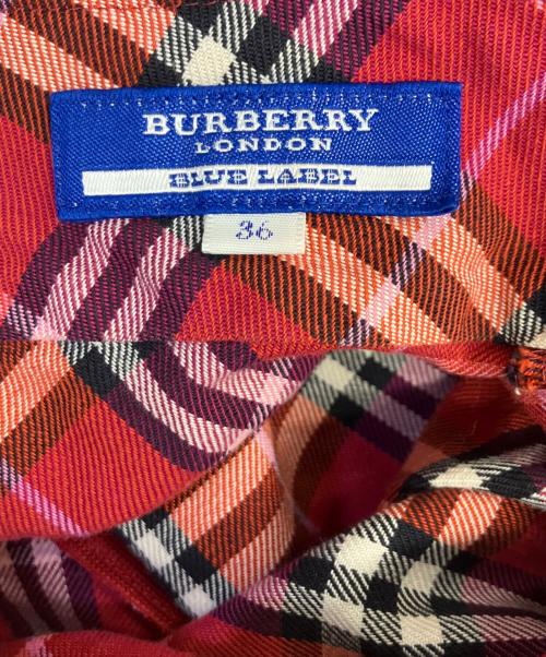 BURBERRY BLUE LABEL（バーバリー ブルー レーベル）BURBERRY BLUE LABEL (バーバリー ブルー レーベル) ノースリーブブラウス レッド サイズ:36の古着・服飾アイテム