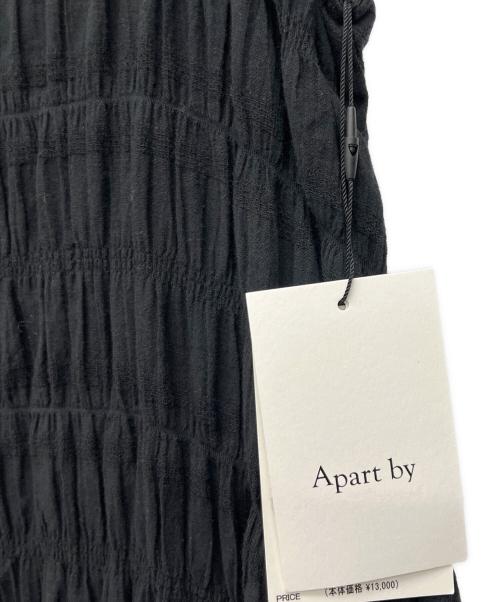 apart by（アパートバイ）apart by (アパートバイ) キャミソールワンピース ブラック サイズ:FREEの古着・服飾アイテム