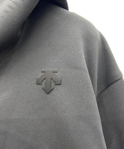 DESCENTE（デサント）DESCENTE (デサント) スポーツウェア グレー サイズ:Oの古着・服飾アイテム