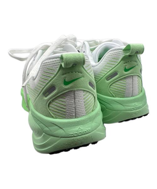NIKE（ナイキ）NIKE (ナイキ) シューズ グリーン×ホワイト サイズ:24の古着・服飾アイテム