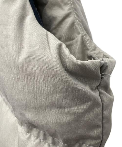 NIKE（ナイキ）NIKE (ナイキ) ダウンベスト グレー サイズ:Mの古着・服飾アイテム