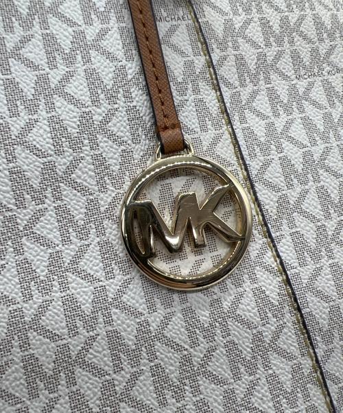 MICHAEL KORS（マイケルコース）MICHAEL KORS (マイケルコース) ハンドバッグ ベージュ×ブラウンの古着・服飾アイテム