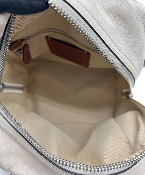 COACH（コーチ）COACH (コーチ) トートバッグ アイボリーの古着・服飾アイテム