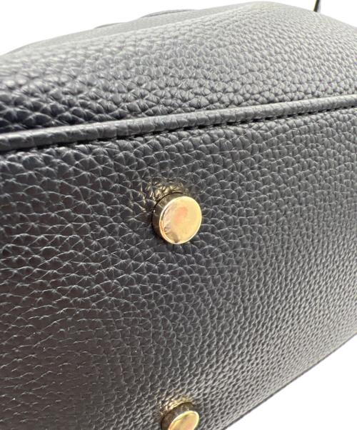 MARY QUANT（マリークヮント）MARY QUANT (マリークヮント) シュリンクデイジーエンボス トートバッグ ブラックの古着・服飾アイテム