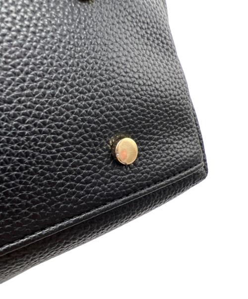 MARY QUANT（マリークヮント）MARY QUANT (マリークヮント) シュリンクデイジーエンボス トートバッグ ブラックの古着・服飾アイテム