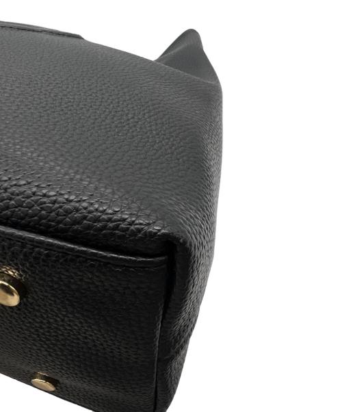 MARY QUANT（マリークヮント）MARY QUANT (マリークヮント) シュリンクデイジーエンボス トートバッグ ブラックの古着・服飾アイテム