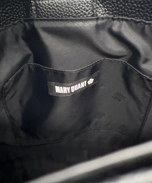MARY QUANT（マリークヮント）MARY QUANT (マリークヮント) シュリンクデイジーエンボス トートバッグ ブラックの古着・服飾アイテム