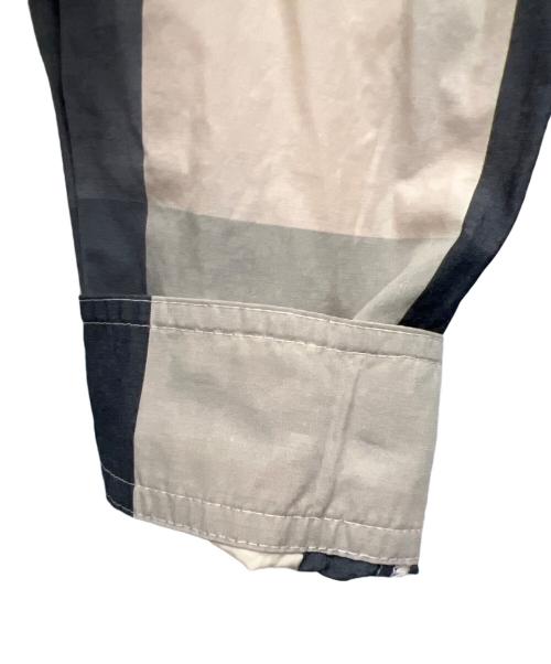 BLUE LABEL CRESTBRIDGE（ブルーレーベルクレストブリッジ）BLUE LABEL CRESTBRIDGE (ブルーレーベルクレストブリッジ) 長袖シャツ ベージュ×グレー サイズ:38の古着・服飾アイテム